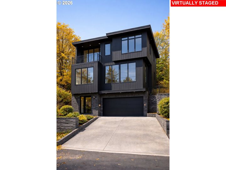 Property Photo:  NW Savier St  OR 97210 