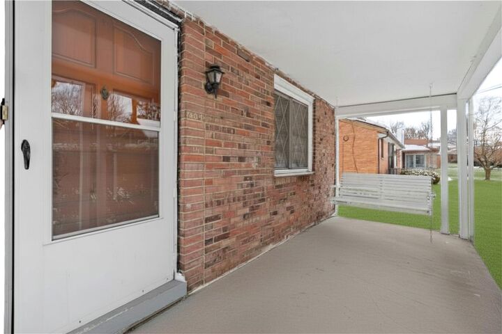 Property Photo:  1034 Elwell Street  PA 15206 