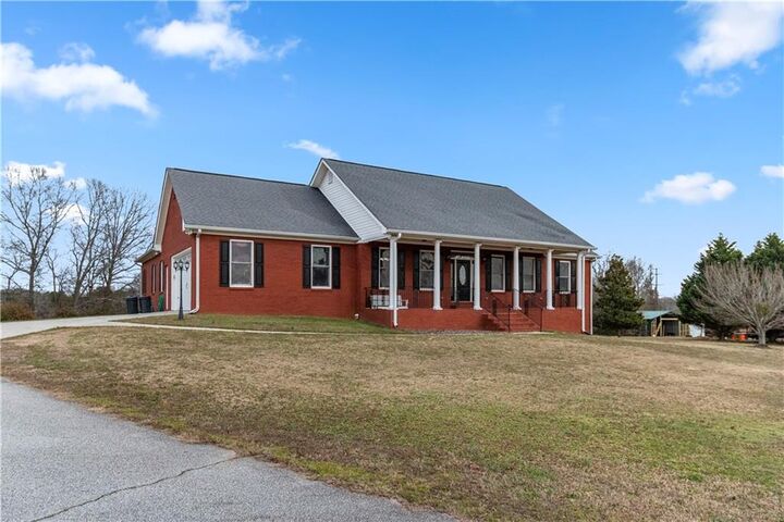 Property Photo: 2984 Berry Road GA 30052