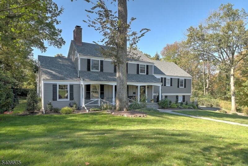 Property Photo:  66 Canoe Brook Rd  NJ 07078 