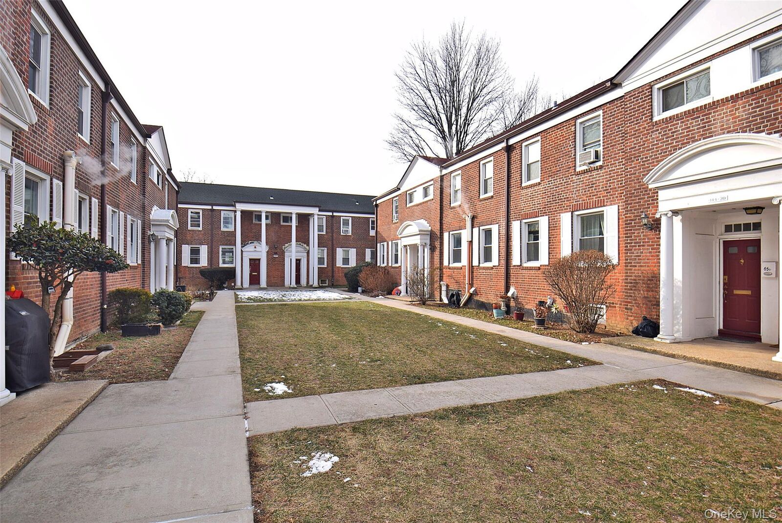 Property Photo:  144-24 Village Road 67-B  NY 11435 