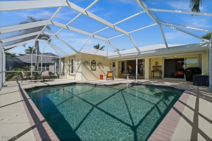 Property Photo:  2926 SW 38th Terrace  FL 33914 