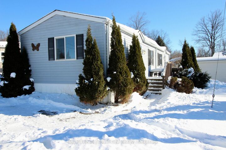 Property Photo: 6 Olympia Avenue ON N0B 2J0