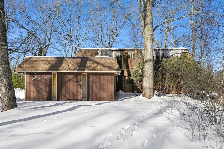Property Photo:  36 Winesap Lane  NY 10952 