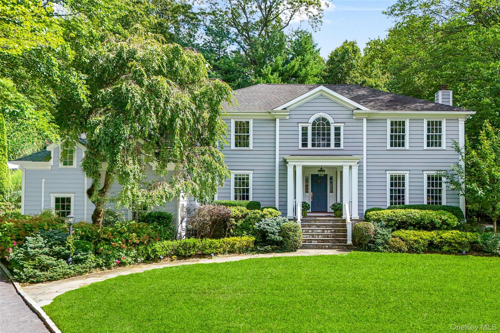Property Photo:  10 Hilltop Road  NY 10538 