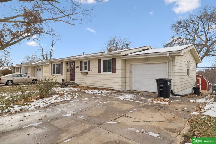 Property Photo:  4962 Magnolia Street  NE 68137 