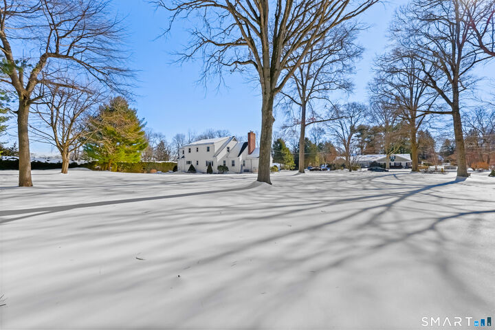 Property Photo: 107 Stonehedge Drive North CT 06831