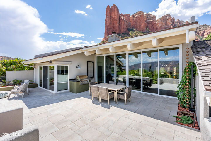 Property Photo:  220 Shadow Mountain Drive  AZ 86336 