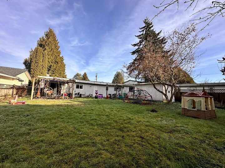 Property Photo: 22670 Brown Avenue BC V2X 3R5
