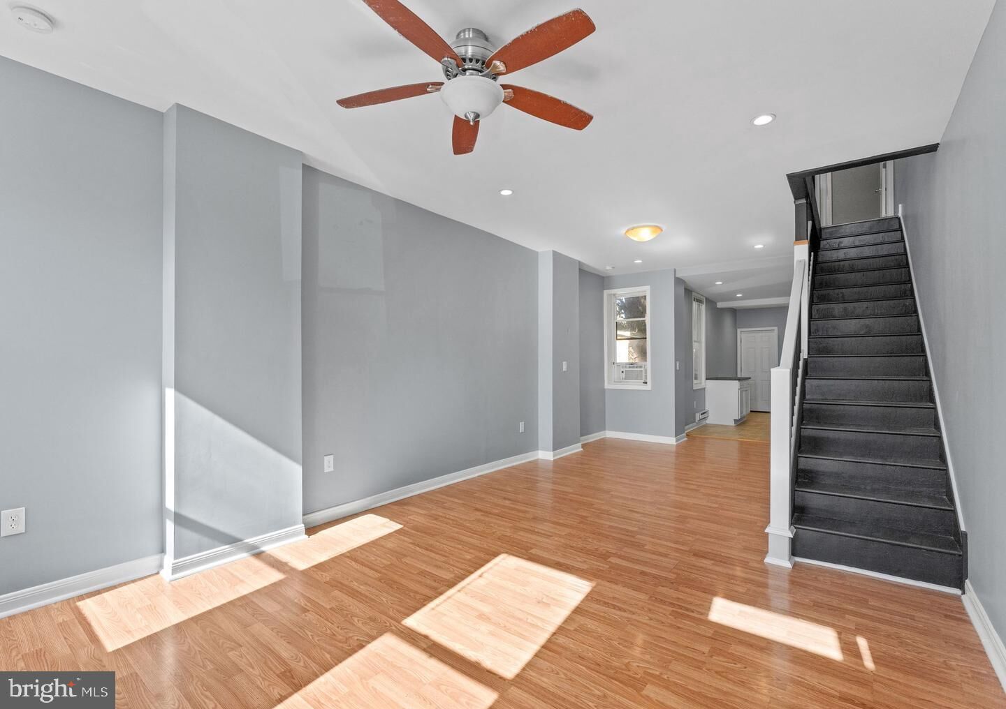 Property Photo:  455 Mechanic Street  NJ 08104 