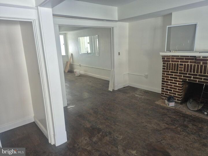 Property Photo:  805 N Woodington Road  MD 21229 