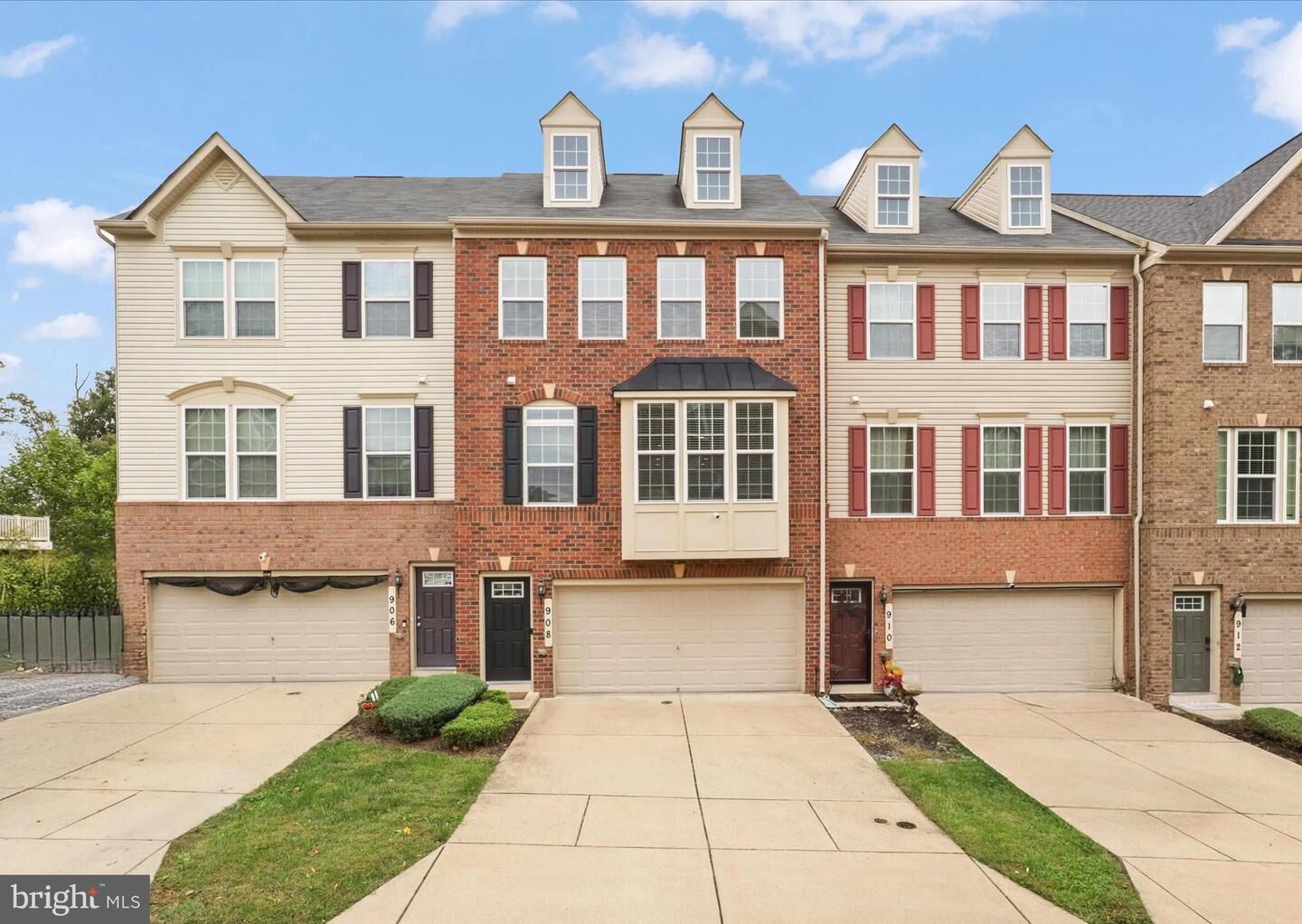 Property Photo:  908 Evers Avenue  MD 20743 