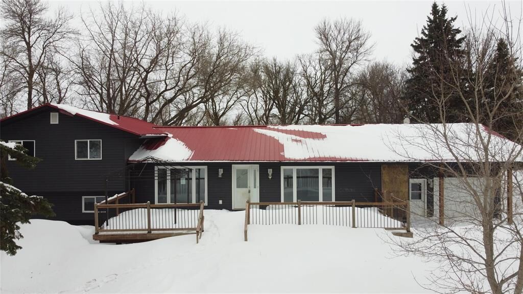 Property Photo:  12153 Hwy 200 Road North  MB R0A 0H0 