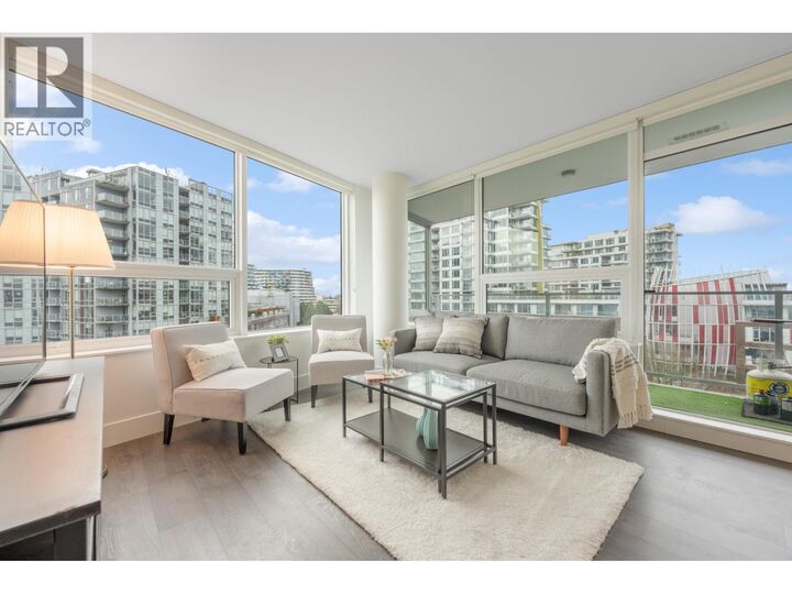 Property Photo: 5508 Hollybridge Way 703 BC V7C 0C7