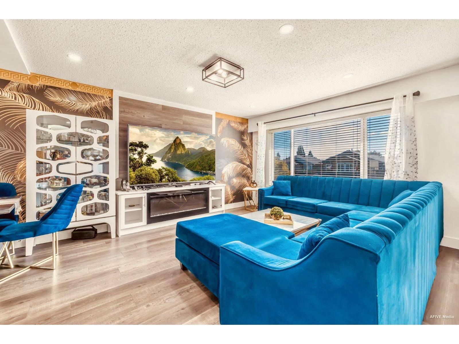 Property Photo:  2521 Wilding Crescent  BC V2Y 1C8 