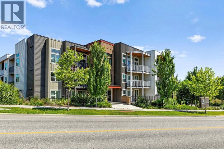 Property Photo:  625 Academy Way 203  BC V1V 0E3 