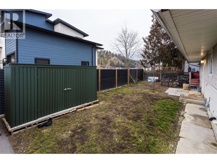 Property Photo: 470 Snowsell Street North BC V1V 2C7
