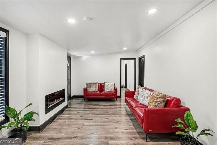 Property Photo: 166 Evans Road GA 30223