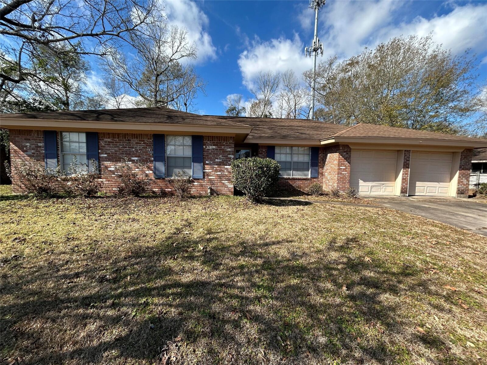 Property Photo:  1805 King Arthur Court  TX 77630 