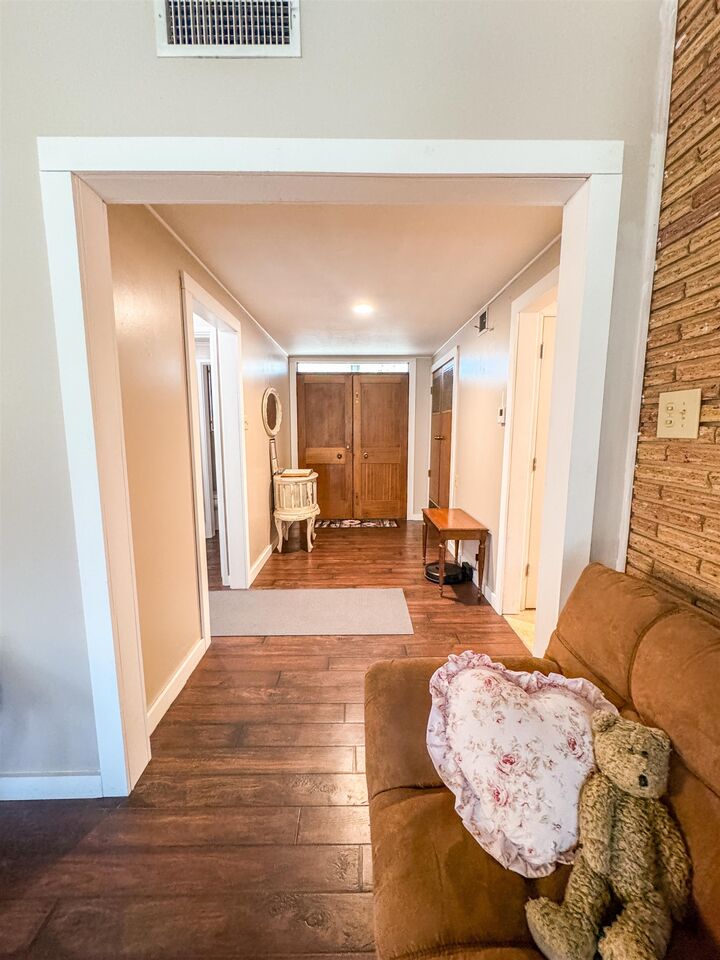 Property Photo: 700 Albemarle TX 75672