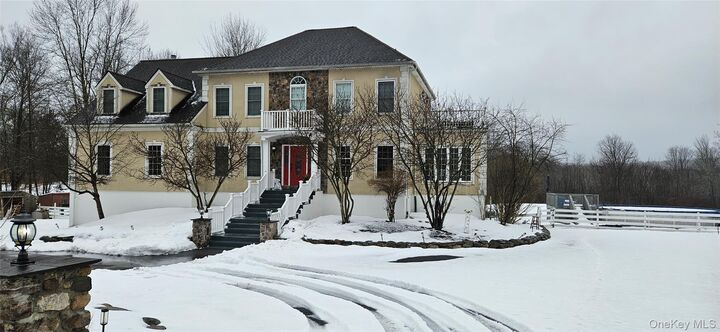 Property Photo:  167 Vinegar Hill Road  NY 12566 