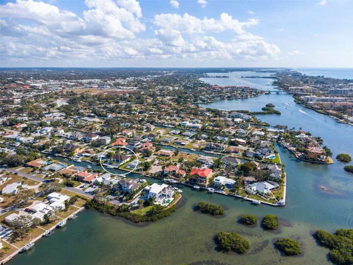 Property Photo:  1643 Stanford Lane  FL 34231 