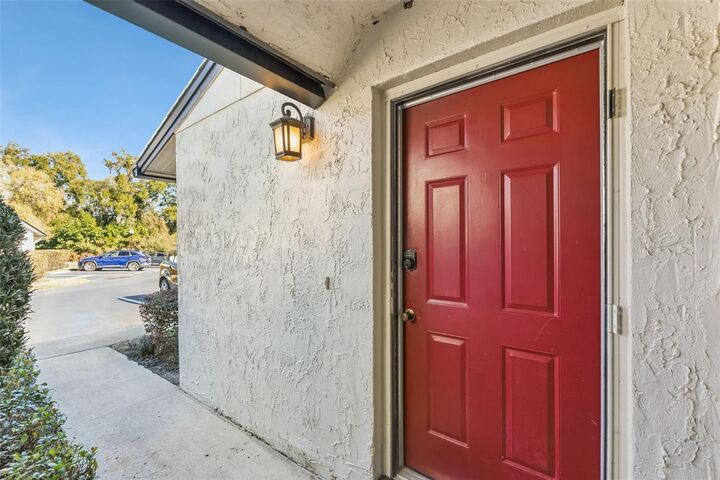 Property Photo:  602 Villa Circle 543  FL 32751 