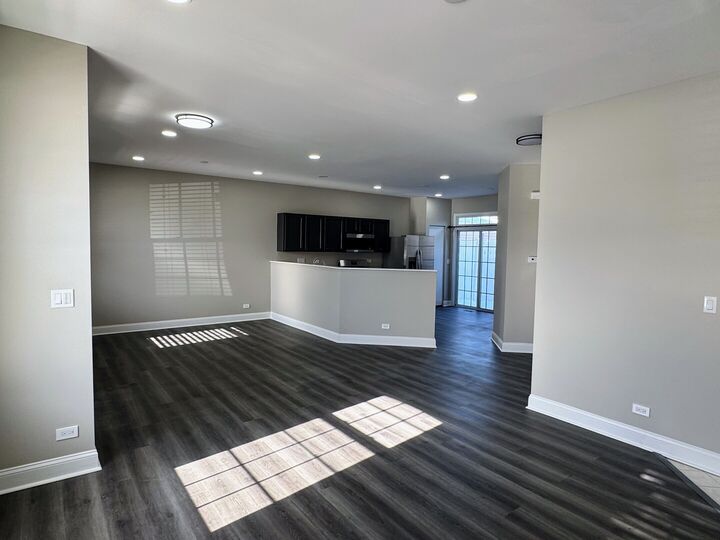 Property Photo:  102 Soo Line Drive  IL 60030 