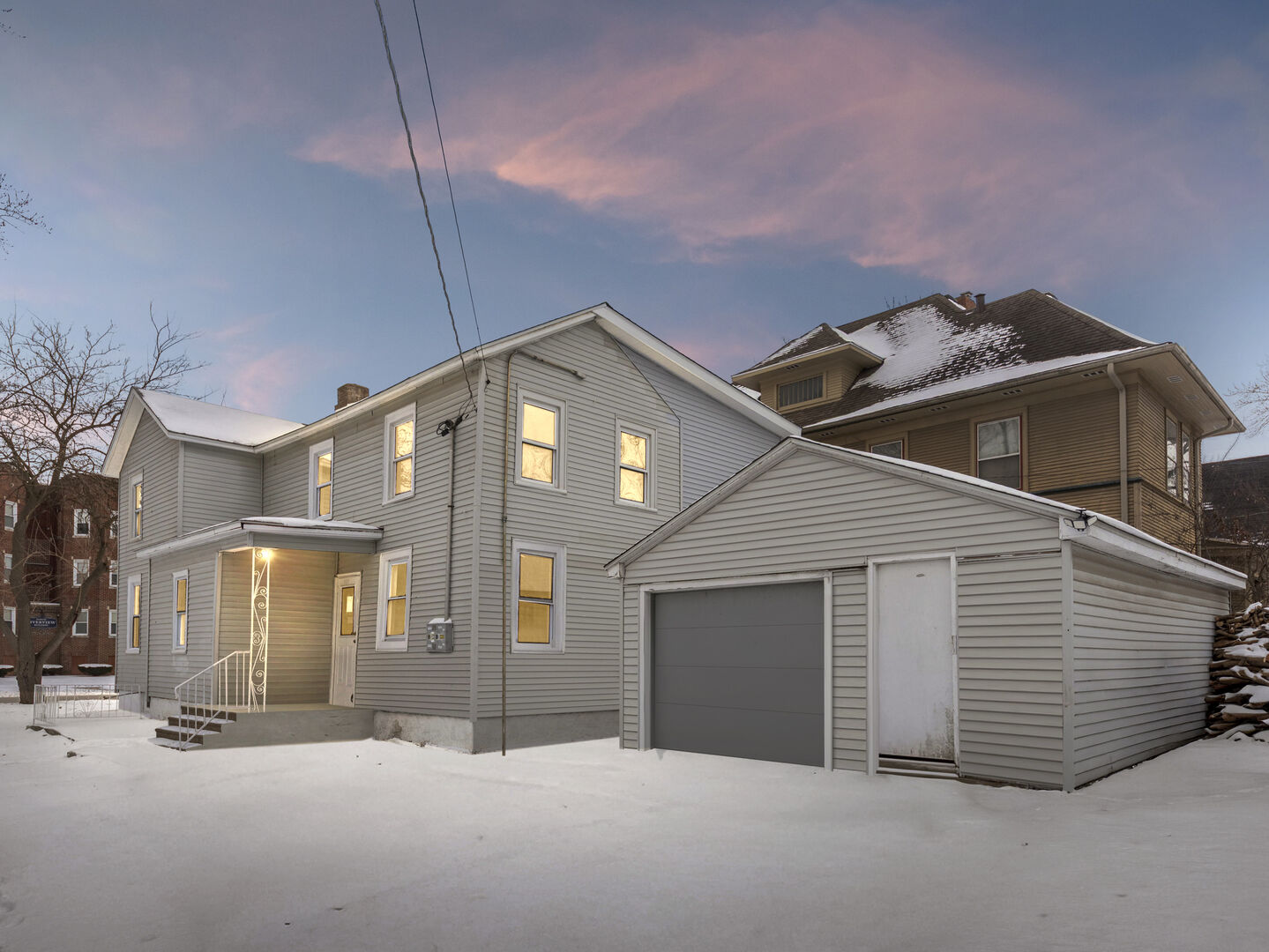 Property Photo:  505 S Chicago Avenue  IL 60901 