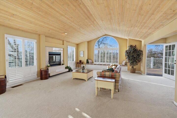 Property Photo: 18936 Hummingbird Drive CA 95946