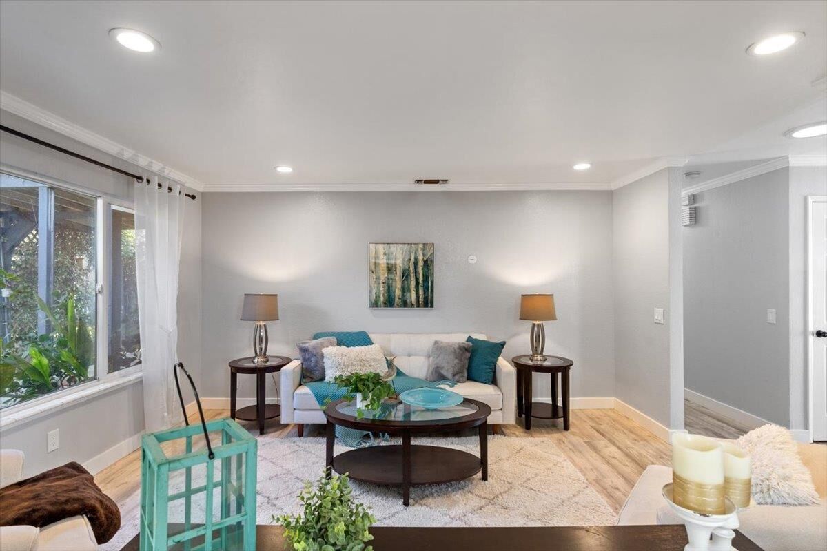 Property Photo:  6334 Appian Way  CA 95608 