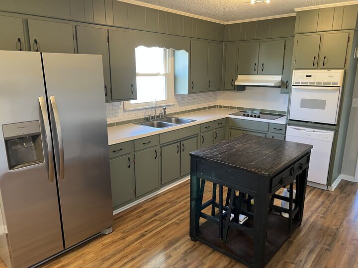 Property Photo: 1207 Sullivan Dr TN 37083