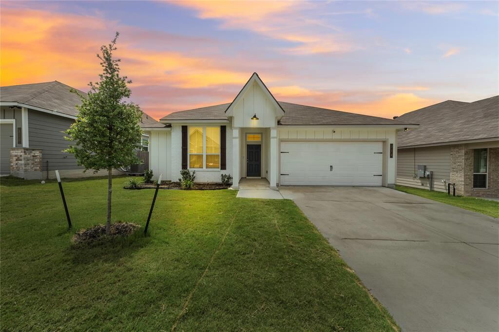 Property Photo:  314 State Loop  TX 76579 