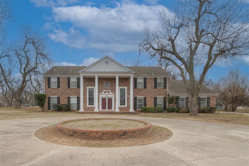 Property Photo:  5204 NW 16th Street  OK 73127 