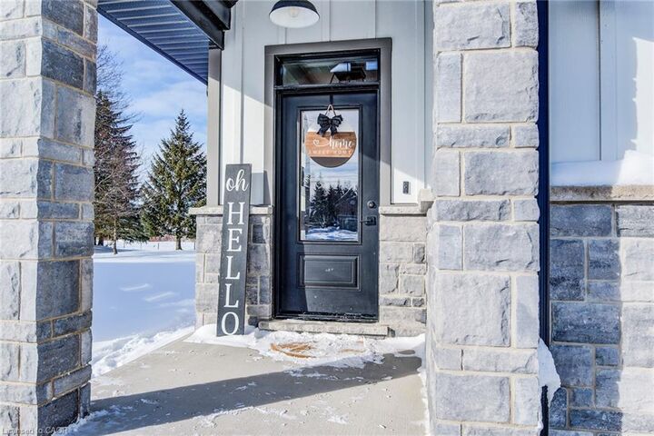 Property Photo: 338 Snyders Road E ON N3A 2V5