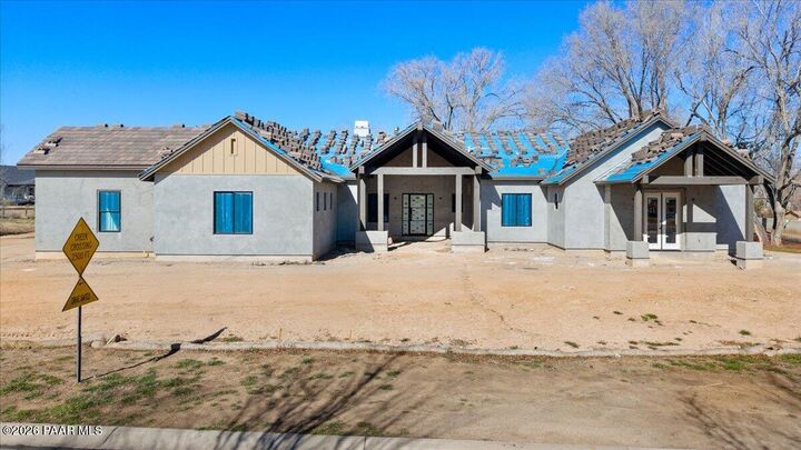 Property Photo:  410 Robin Drive  AZ 86305 