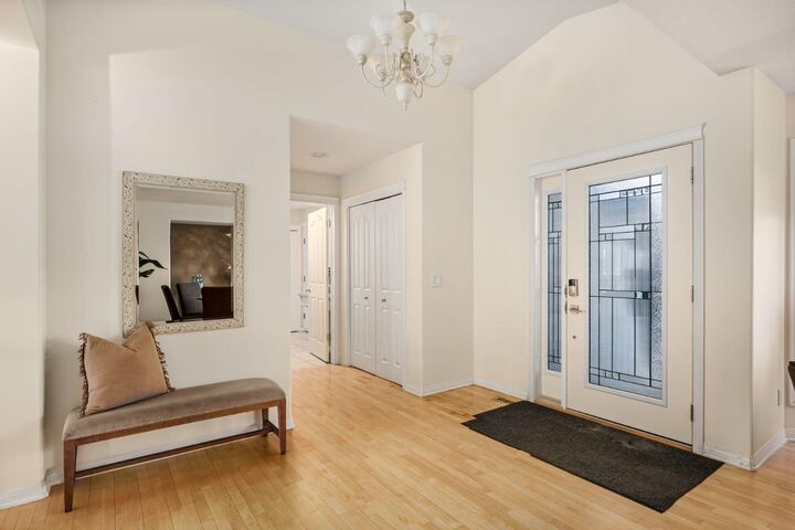 Property Photo:  425 Sienna Heights Hill SW  AB T2H 3T3 