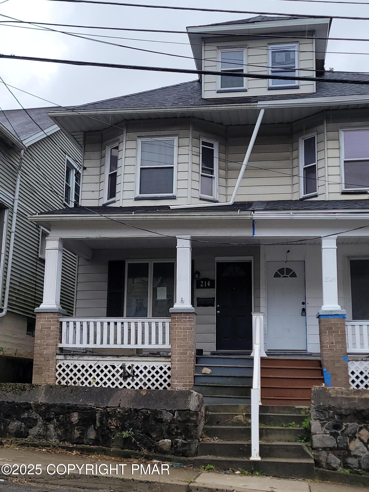 Property Photo:  214 Messinger Street  PA 18013 