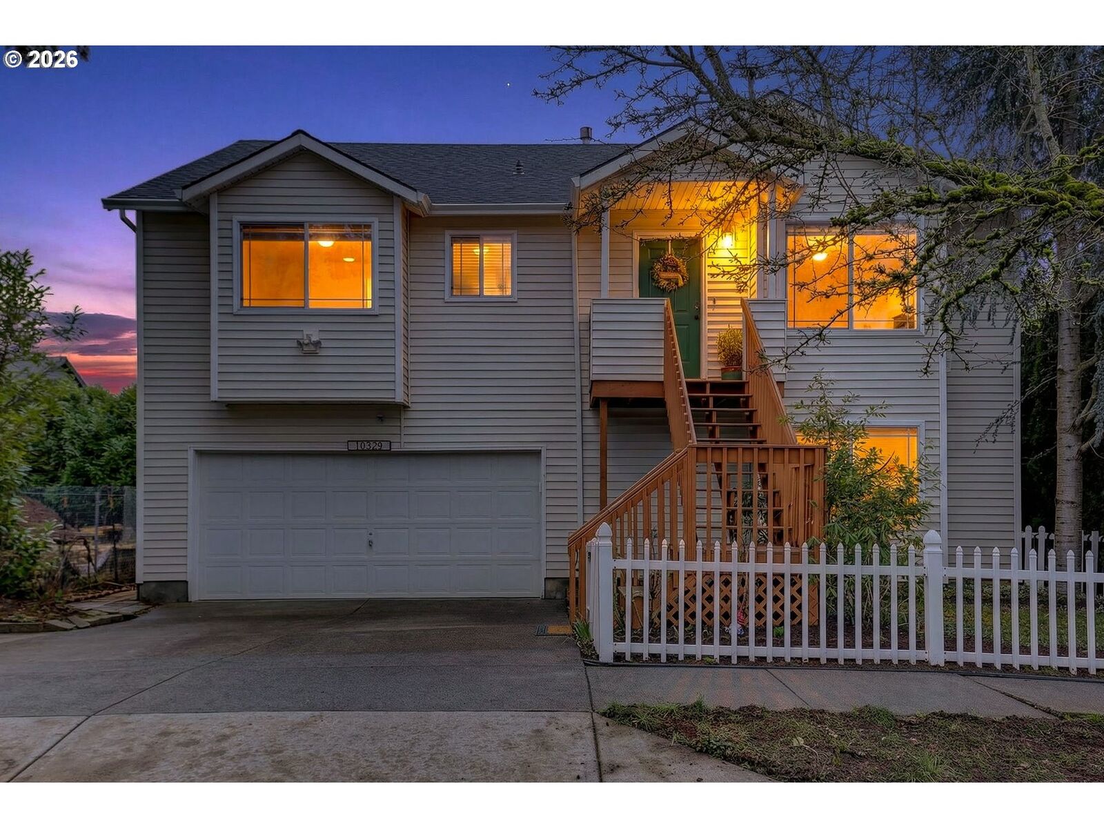 Property Photo:  10328 SE Ramona St  OR 97266 