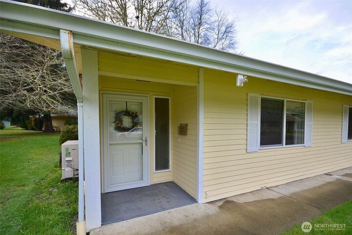 Property Photo:  3300  Carpenter Road SE 107  WA 98503 