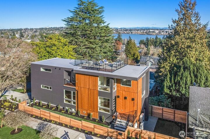 Property Photo:  6312  Evanston Avenue N  WA 98103 