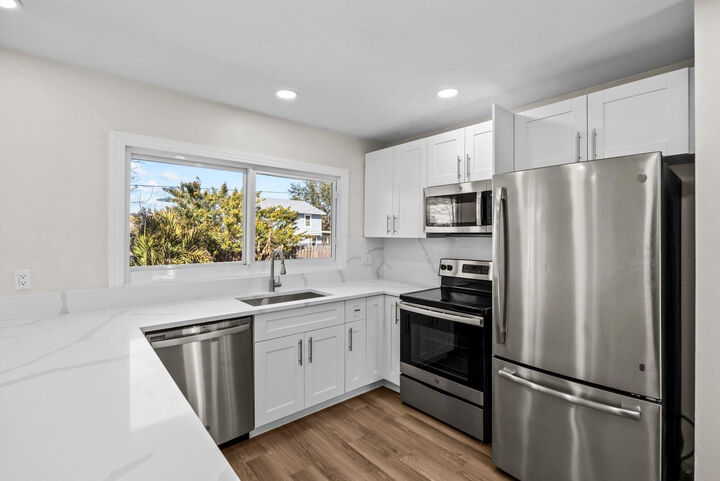 Property Photo:  2450 SE Alden Street  FL 34984 