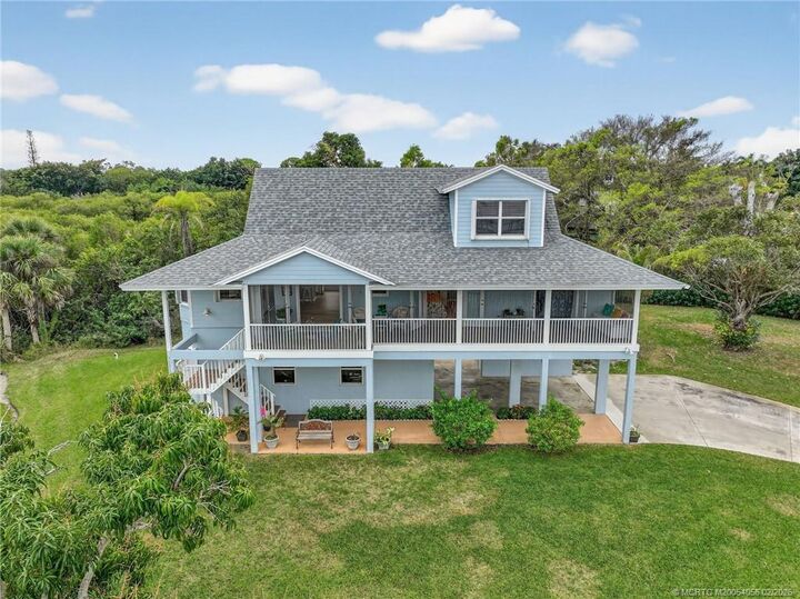 Property Photo:  780 SW 31st Street  FL 34990 