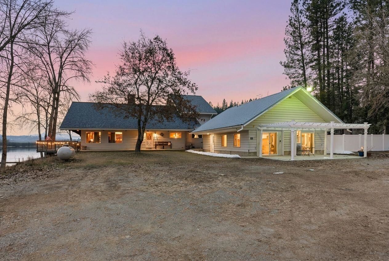 Property Photo:  6201 A S Leclerc Rd  WA 99156 