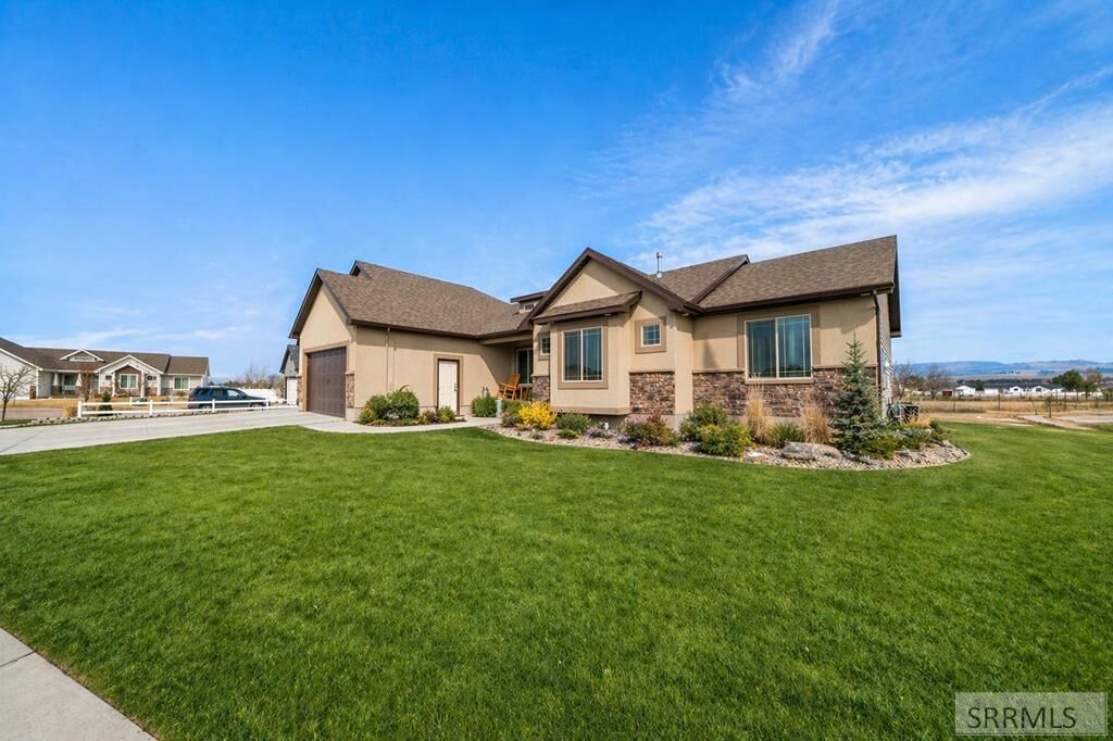 Property Photo:  4631 Mountain Bend Drive  ID 83406 