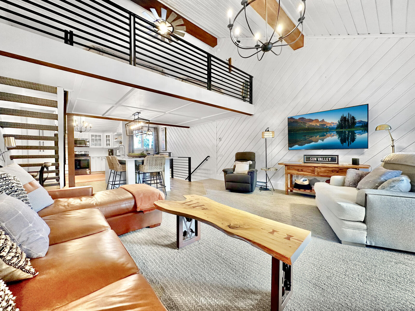 Property Photo:  2787 Sunburst Condo Dr  ID 83353 