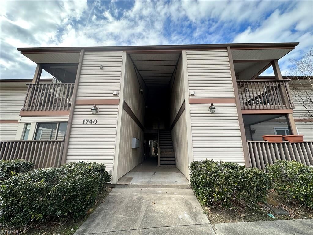 Property Photo:  1740 N Hamilton Street H  NC 27262 