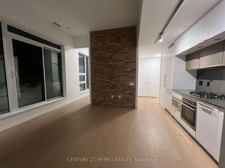 Property Photo:  138 St. Helens Avenue 408  ON M6H 0B8 