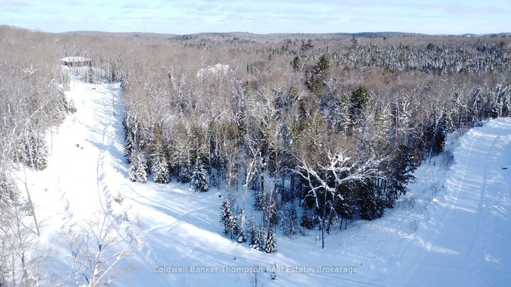 Property Photo:  5 Boulder Court  ON P1H 2N5 