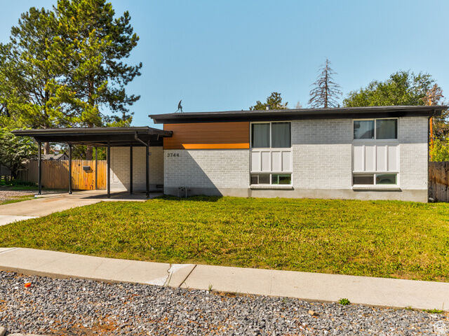 Property Photo:  3744 S 810 E  UT 84106 